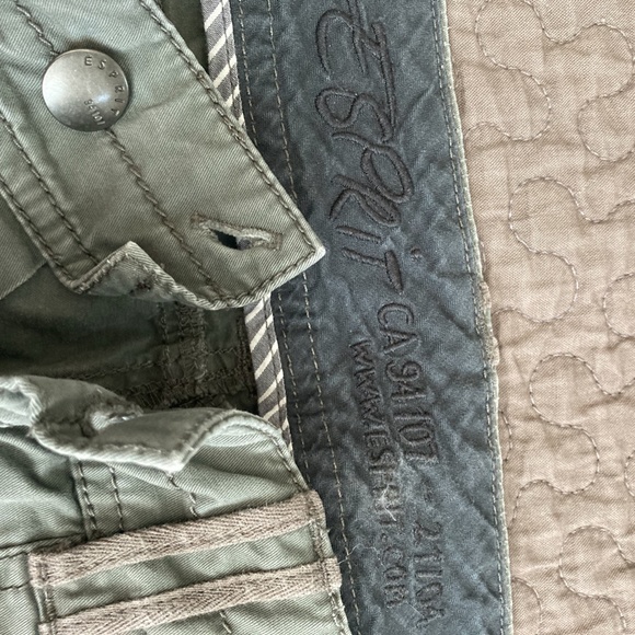 Pants - Picture 2 of 4